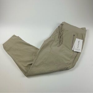 Athleta WMNS SZ 16 North Trekkie Jogger Beige Ripstop Joggers NWT Tapered